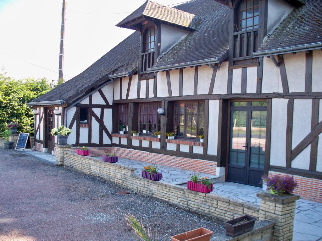Le Pre Karvain Bed & Breakfast Couddes ภายนอก รูปภาพ
